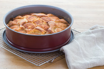 Apfelkuchen in Form