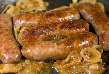 Time to dig into the bratwurst and onions that are finished and ready to eat
