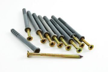 Screws with dowels