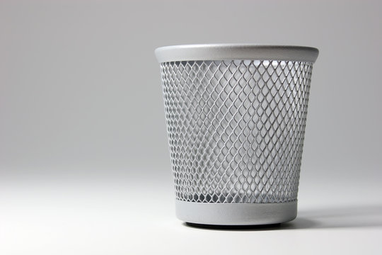 Basket for the paper