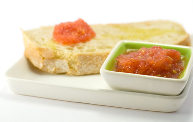 Bread with tomato