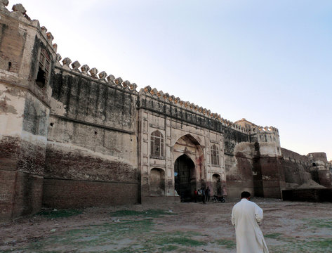 Pakistan - Sheikhupura Fort 1