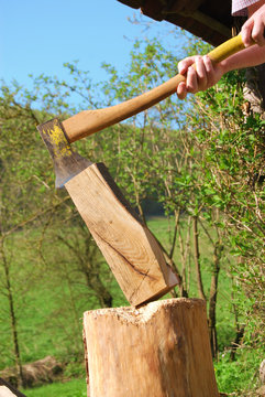 Holz hacken