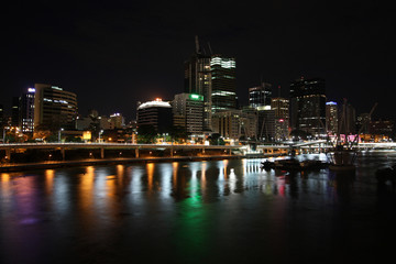 Fototapeta na wymiar Brisbane at night