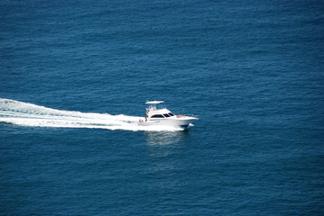 Yacht - 13588898