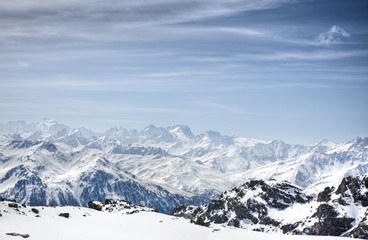 Fototapeta na wymiar Winter Alps landscape from ski resort Val Thorens