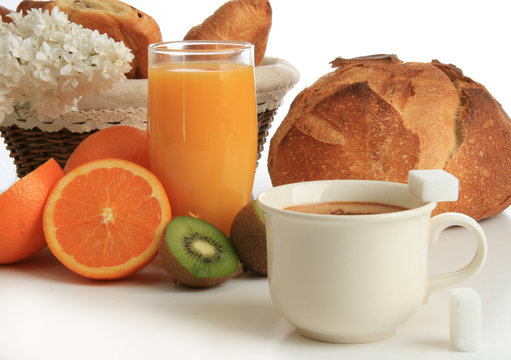 jus de fruits et caf&eacute;