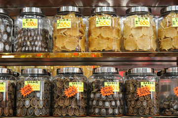 Dried abalone and fish maw
