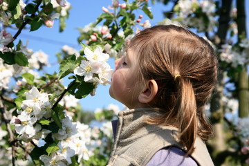 enfant fleur