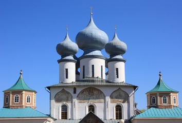 Fototapeta na wymiar Russian orthodox church