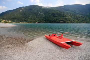 Fototapeta na wymiar Jezioro Molveno - Trentino