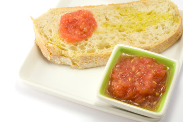 Bread with tomato