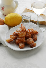 Chiacchiere - Frittelle di carnevale - Dolci della Lombardia