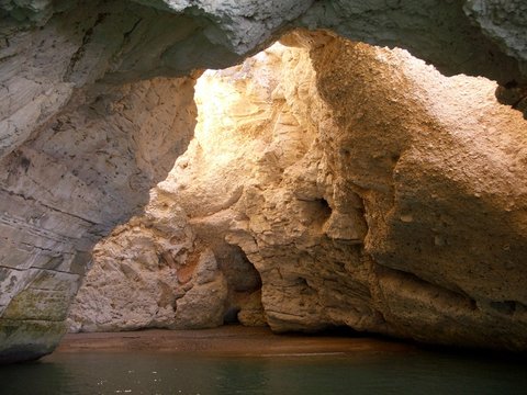 Höhle im Gargano
