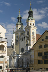 Fototapeta premium Bressanone cathedral square