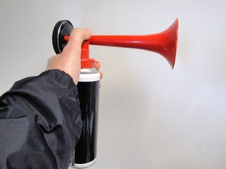 Air Horn © Hedgehog