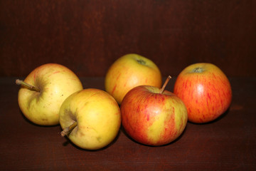 äpfel