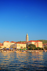 Fototapeta na wymiar Widok z miejscowości Supetar na wyspie Brac, Chorwacja