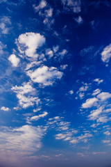 Wolken am blauen Himmel 3