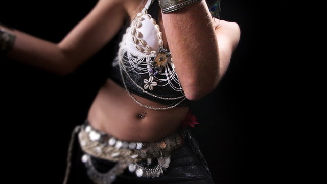 belly dancer shot with canon 5d mk2
