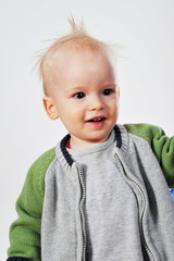 Lachender Junge