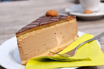 Haselnuss - Nougat Torte mit Kaffee