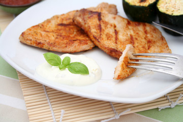 gegrillt