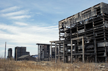 Abandones damagen industrial buildings because of polution