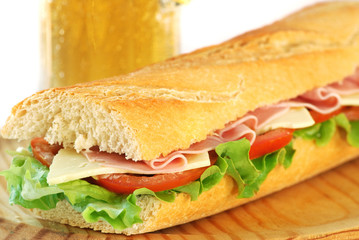 baguette sandwich with beer