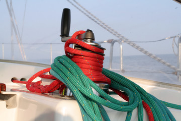 Segelwinch auf Sportboot
