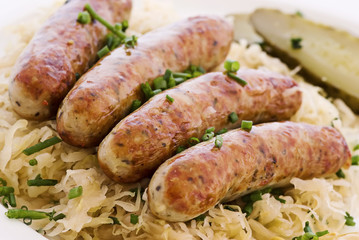Bratwurst mit Sauerkraut