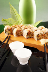 Green Eel roll and sake