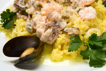rice with seafoods and sauce