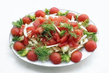 fennel and tomato with dill as salad