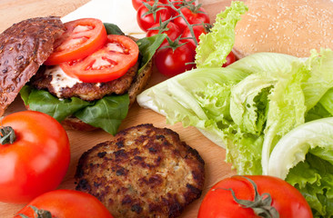 whole wheat grain bun cheeseburger and ingredients