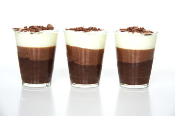 Mousses aux trois chocolats