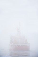 Fototapeta premium Ship in fog