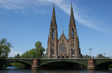 Fototapeta na wymiar Strasboourg, St. Paul Kirche
