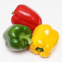 rote gelbe grüne paprika