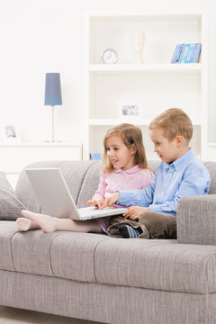 Children browsing internet