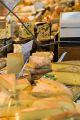Käseverkauf, cheese counter