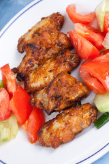 Hähnchen Keule und Flügel - gegrillt