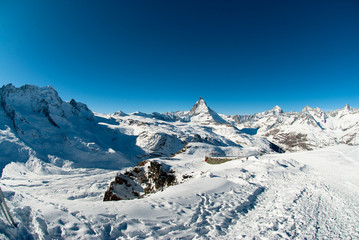 Fototapeta na wymiar Matterhorn z gornergrat