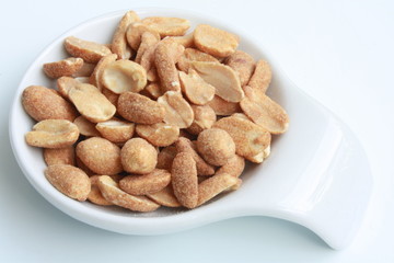 salt roasted peanuts