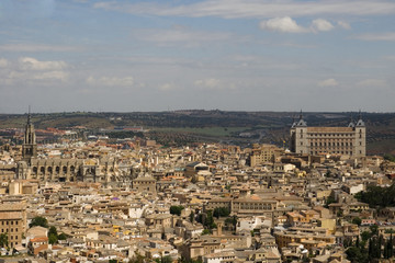 Fototapeta na wymiar vista de la ciudad de Toledo, España