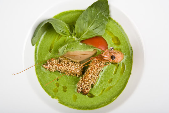 soup from spinach with shrimps and fuagra