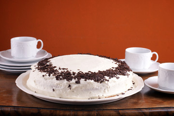 Torte with chocolate chips