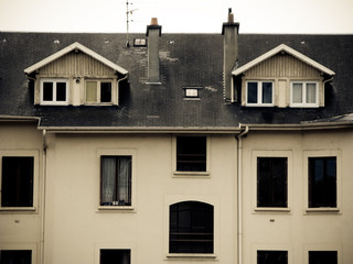 Fototapeta na wymiar Vieil immeuble à Chambéry en Savoie