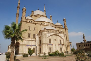 Fototapeta na wymiar Mosquée Albatre w Cytadeli Saladyna