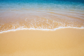 Fototapeta na wymiar beach and wave background